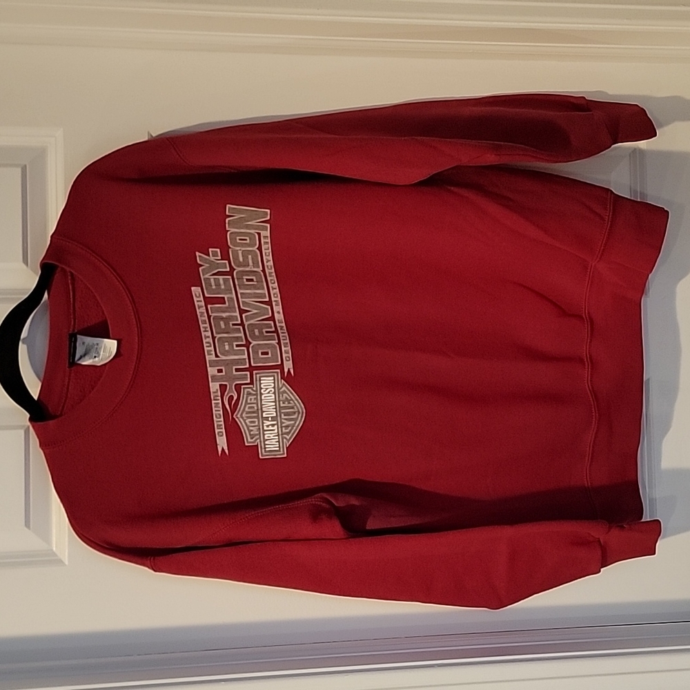 HD womens red med crew neck sweatshirt
